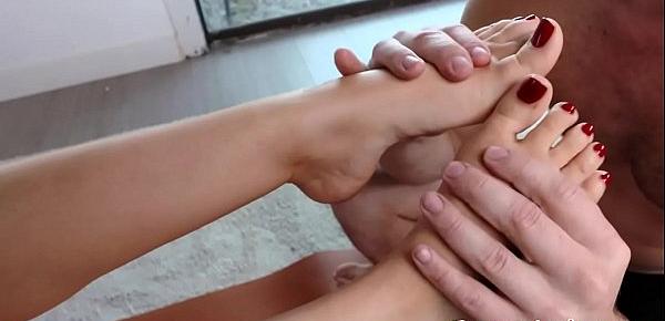  Petite beauty footworshiped after yoga